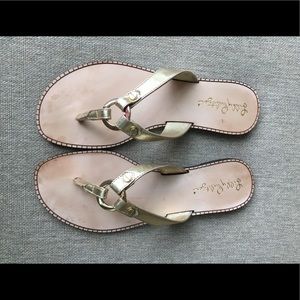 Lilly Pulitzer gold Phipps sandal size 6.5